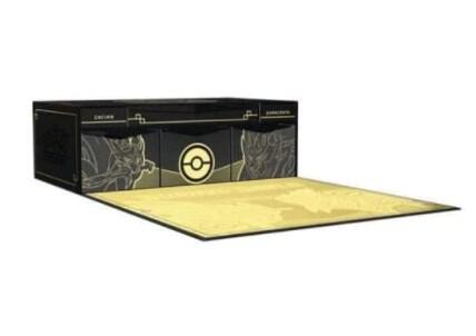 Sword & Shield Ultra-Premium Collection - Zacian & Zamazenta sealed Pokémon TCG product